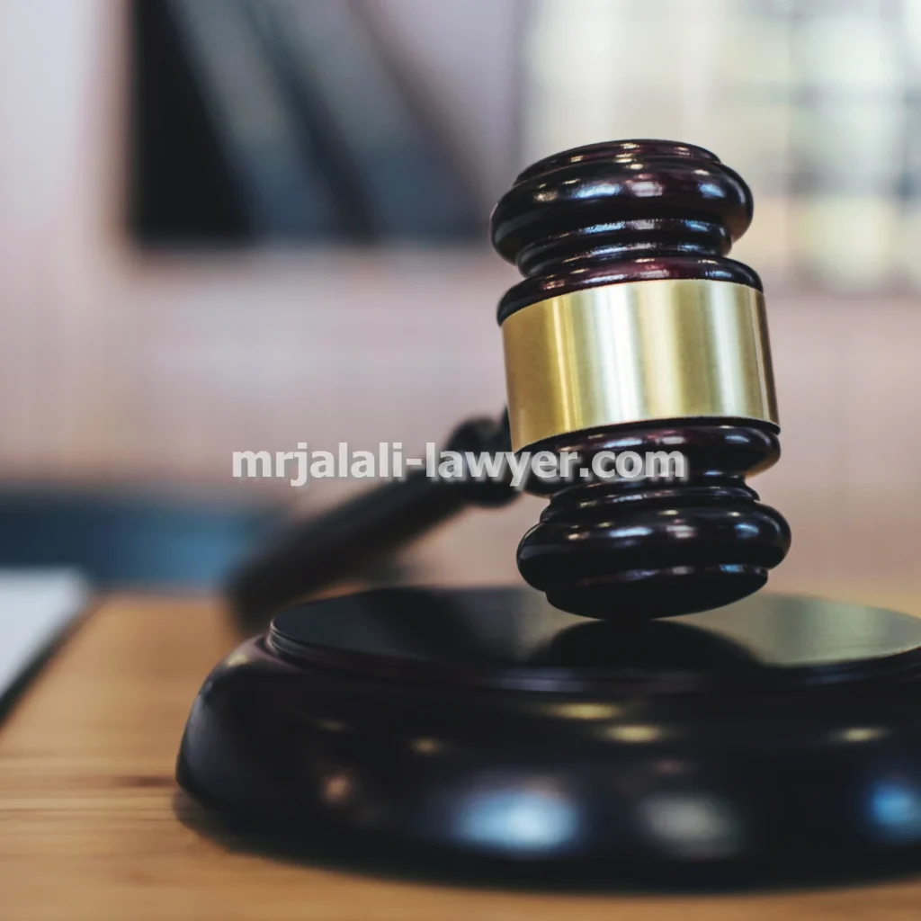 وکیل بانکی کیست و چه زمانی باید از خدمات او در دعاوی مرتبط با بانک ها استفاده کرد؟